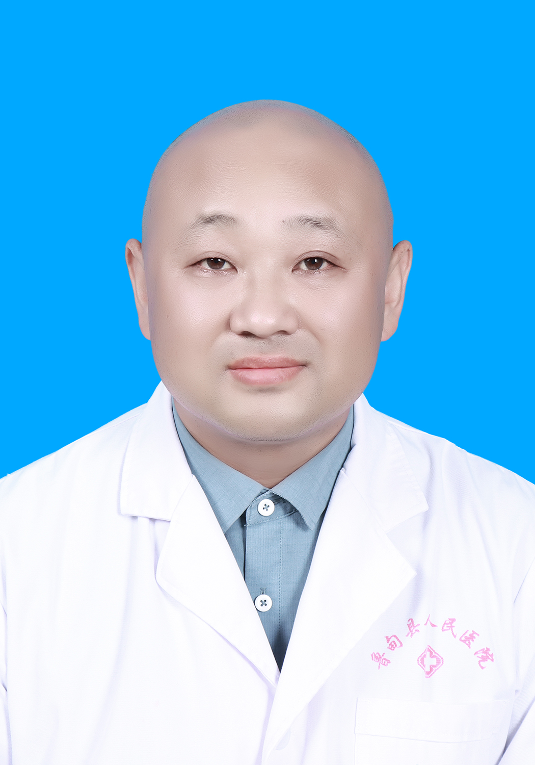 李  勇